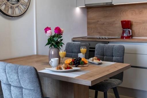Goldensky New Apartment ดูบรอฟนิก ภายนอก รูปภาพ