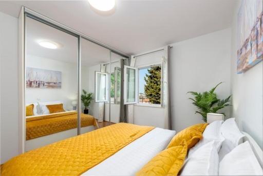Goldensky New Apartment ดูบรอฟนิก ภายนอก รูปภาพ