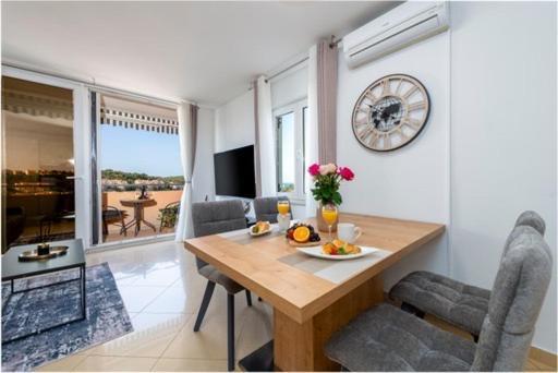 Goldensky New Apartment ดูบรอฟนิก ภายนอก รูปภาพ