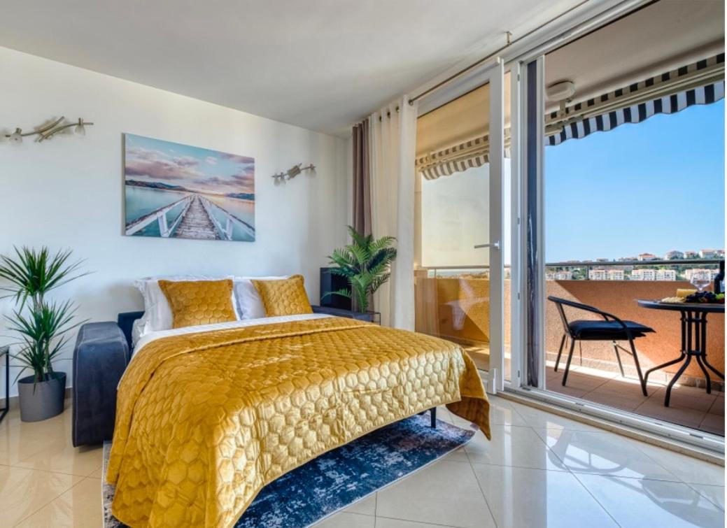 Goldensky New Apartment ดูบรอฟนิก ภายนอก รูปภาพ